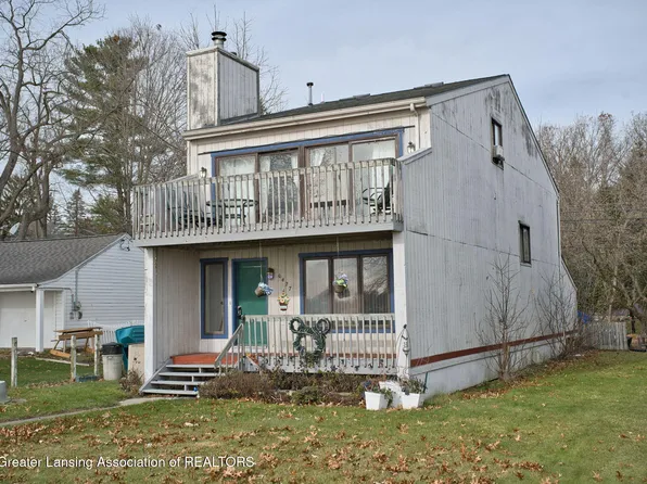 6427 W Reynolds Rd, Haslett, MI 48840