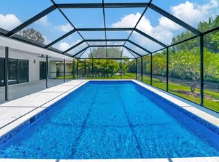 20058 Back 9 Dr, Boca Raton, FL 33498