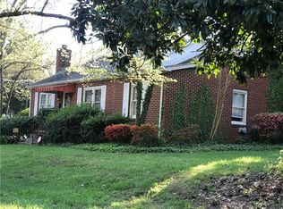 1401 4th St NW, Hickory, NC 28601