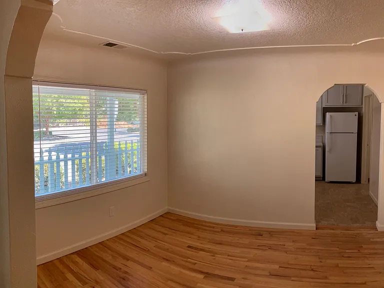 931 Reno Ave #K — Photo 6