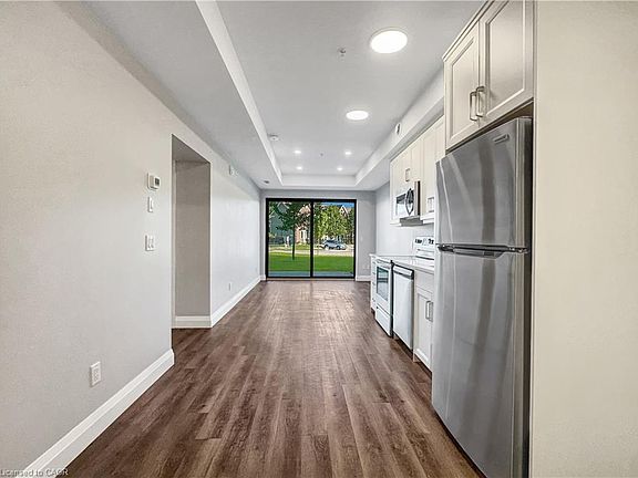 5th image of 64 Main St N #106