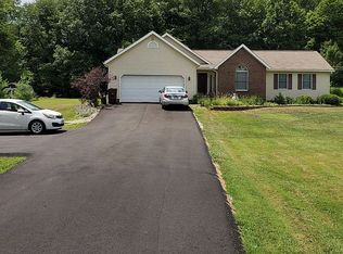 8533 Freedom Rd, Ravenna, OH 44266