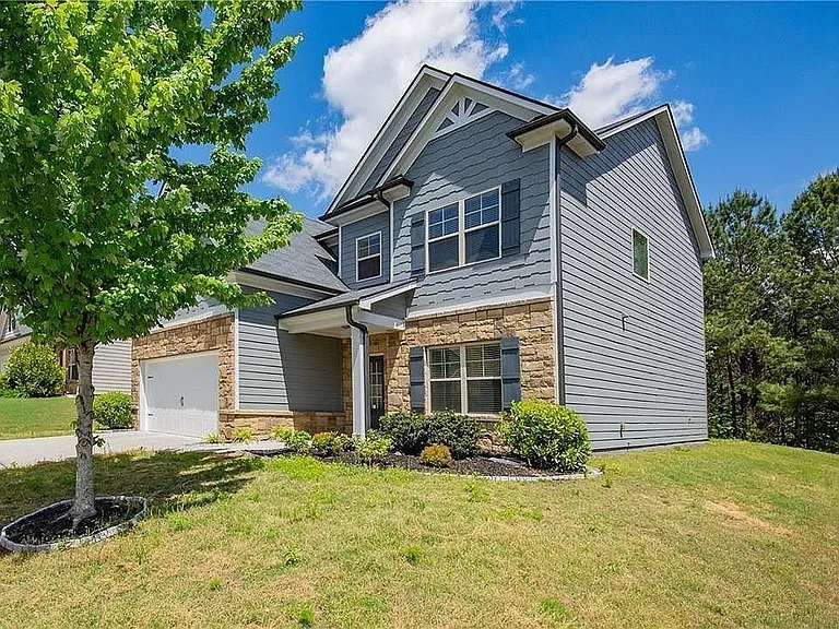 7490 Silk Tree Point — Photo 31
