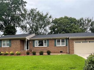 1633 Guthrie St, Virginia Beach, VA 23464