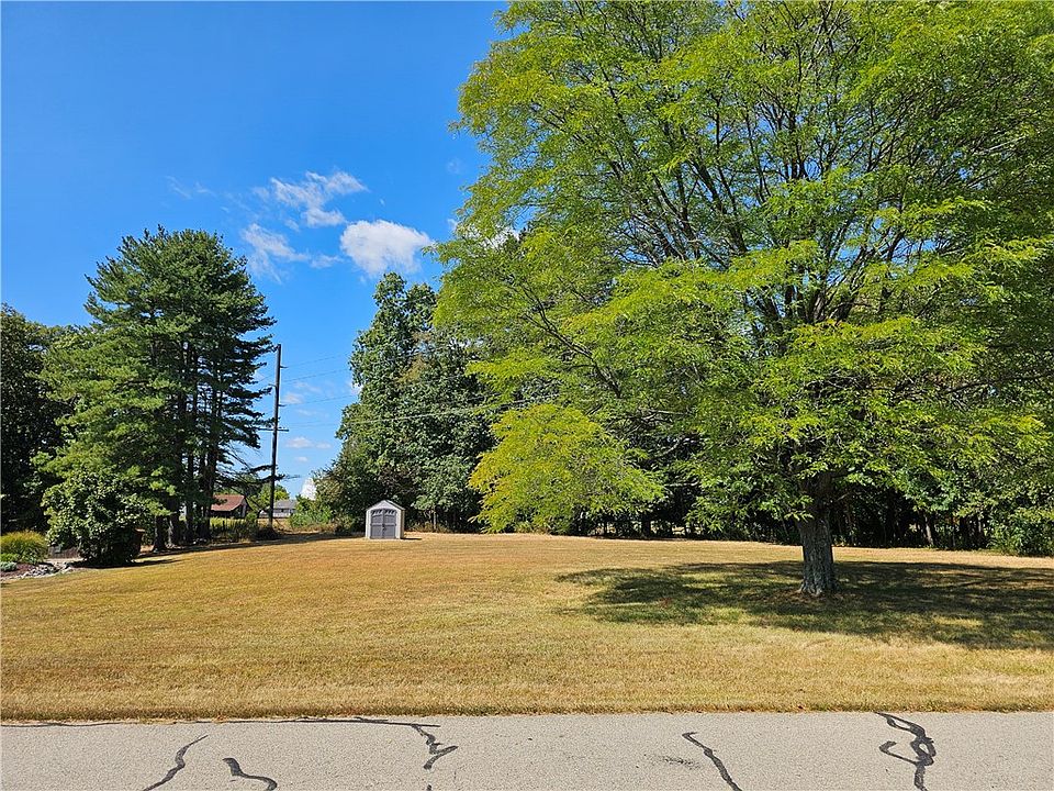 2nd image of 301 Granada Dr