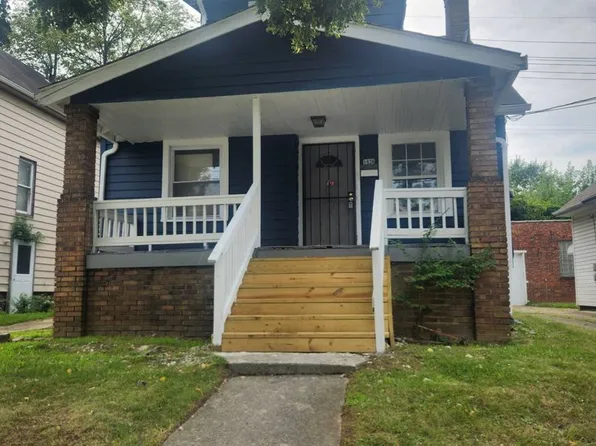 1426 Larchmont Rd, Cleveland, OH 44110