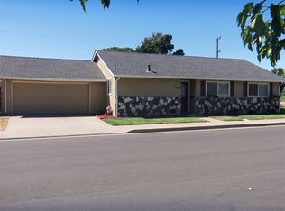 1542 Hales Dr, Gustine, CA 95322