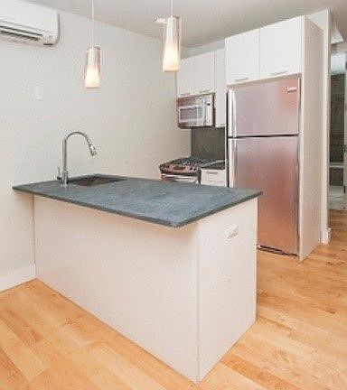 4th image of 836 Dekalb Ave APT 3A