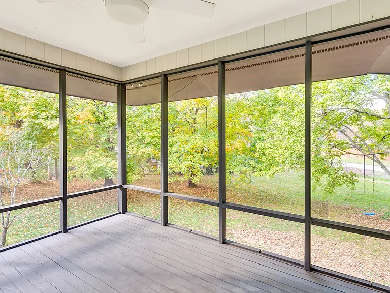 201 S Palisades Dr — Photo 24