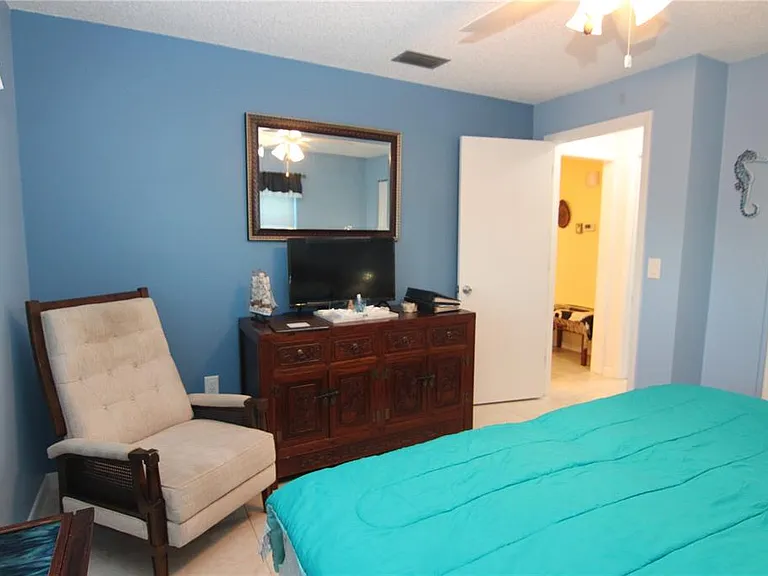 1207 Lakehouse Ct #1207 — Photo 17