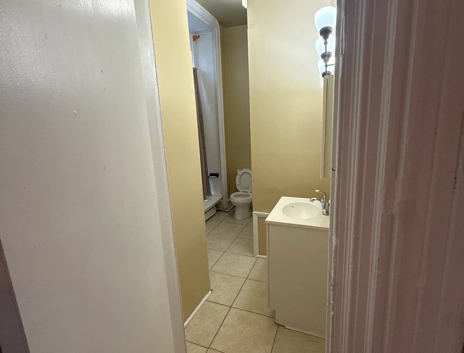 2 bed, 600 sqft, $1,050 — Photo 4