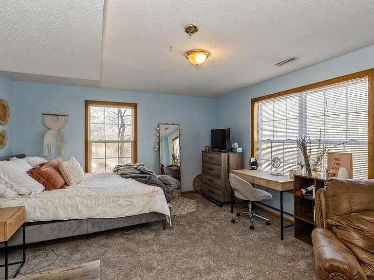 Mesquite Dr — Photo 24