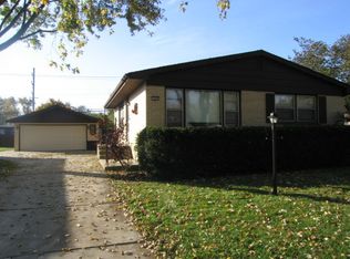 164 W Normandy Dr, Chicago Heights, IL