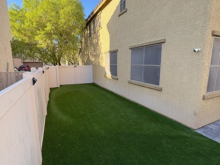 5253 Pendergrass St — Photo 14