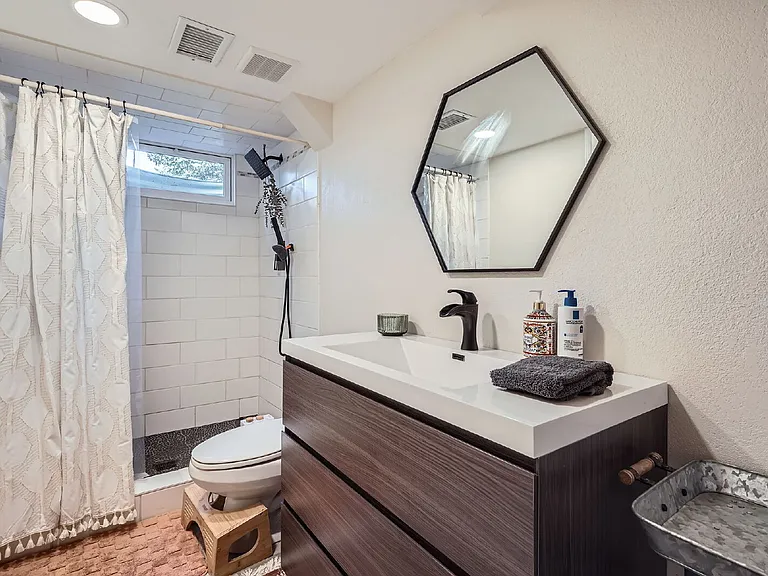7995 Flower St — Photo 24