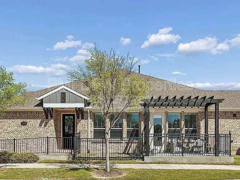4552 Meadow Sage St — Photo 2