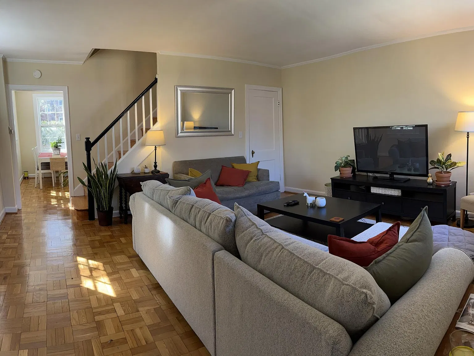 1201 S Barton St — Photo 4