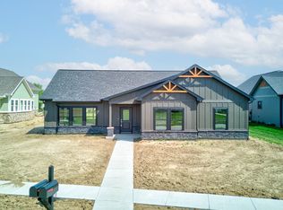 714 Cypress Dr, Tipton, IN 46072