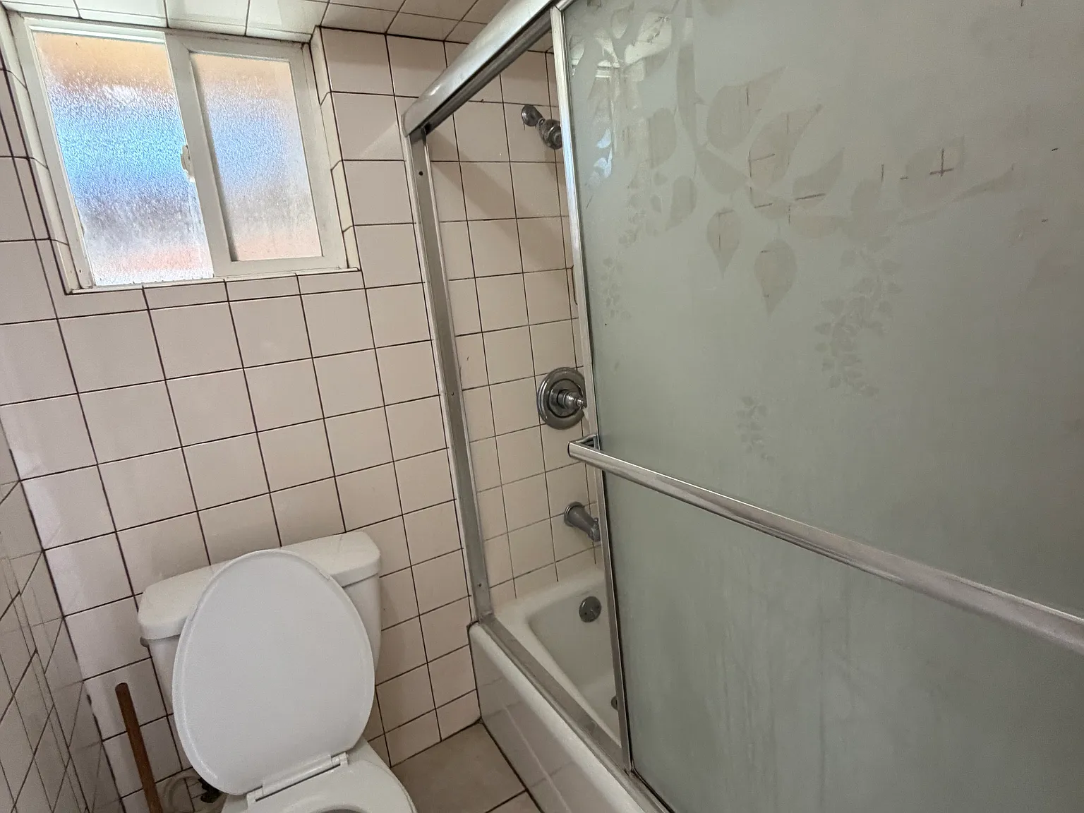 2 bed, 1854 sqft, $2,900 — Photo 4