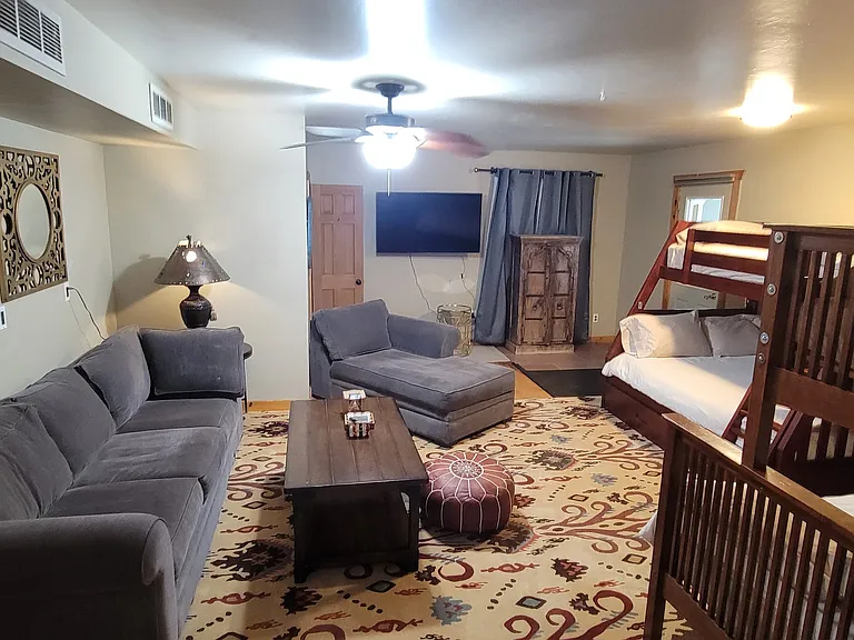 6105 E Lowden Rd — Photo 18