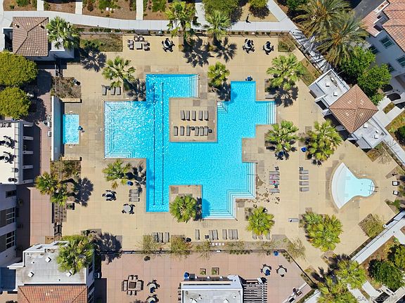 3rd image of 5212 Beachfront Cv Unit 29