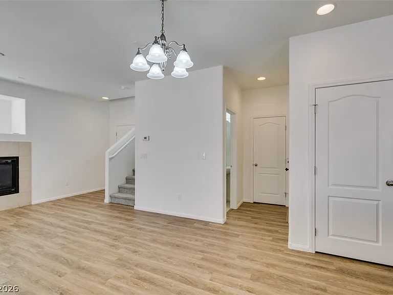 685 Taliput Palm Pl — Photo 22