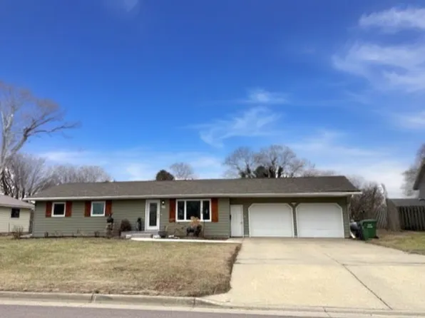409 Arkansas Ave, Adrian, MN 56110