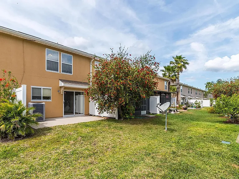 Gargonza Ct — Photo 22