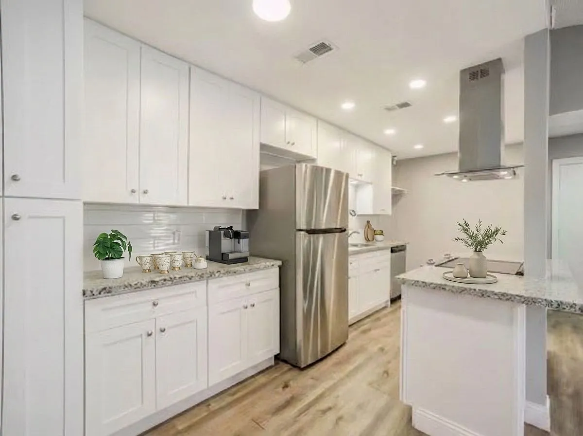 2 bed, 992 sqft, $2,000 — Photo 3