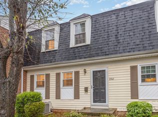 8302 Knights Bridge Rd, Charlotte, NC 28210