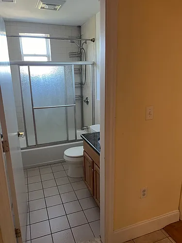 90 Westland Ave Photo 1