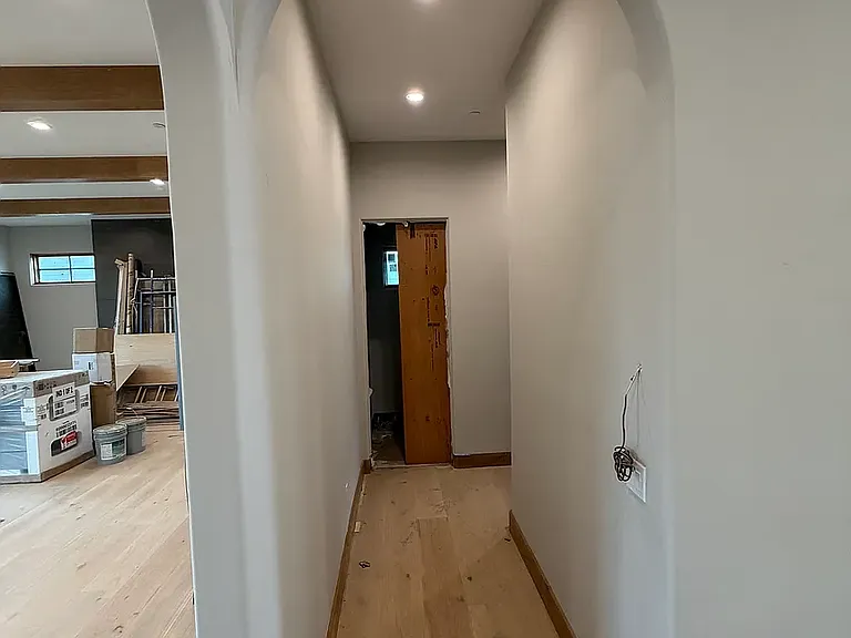 1139 Roy Ave — Photo 29