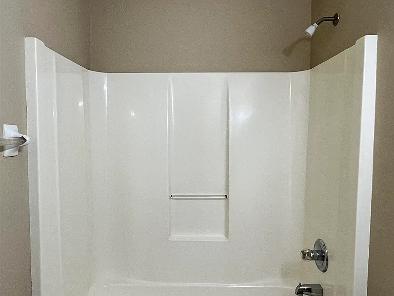 7276 Amberly Way Dr — Photo 11