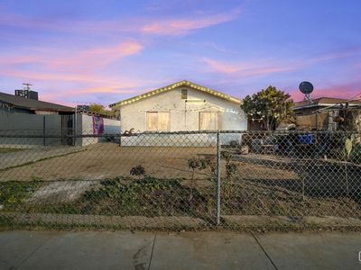 335 S Owens St, Bakersfield, CA, 93307