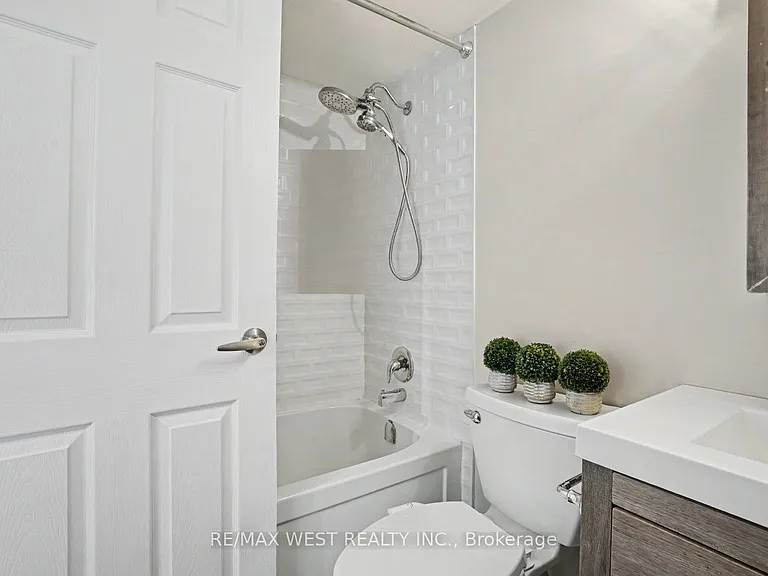 15 Nicklaus Dr #807 — Photo 15