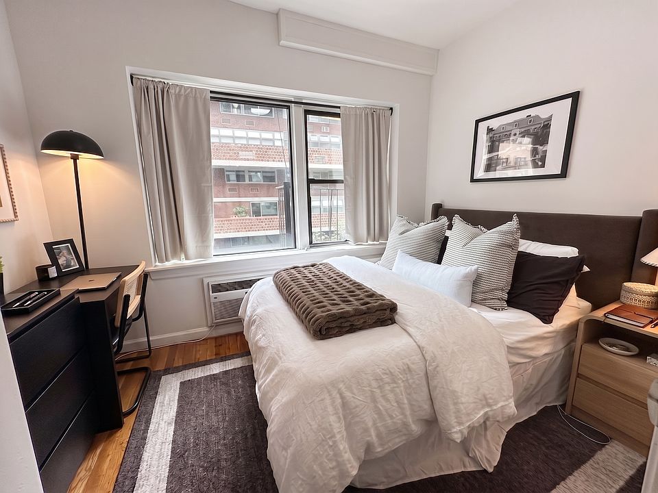 1st image of 321 E 25th St APT 4B