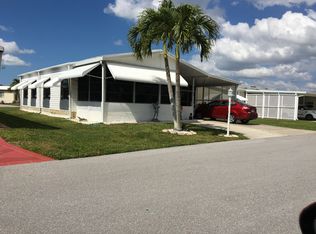 189 Queen Palm Dr, Naples, FL 34114