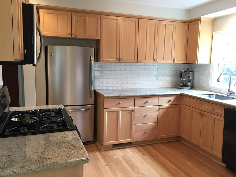 3814 SE Kelly St — Photo 3