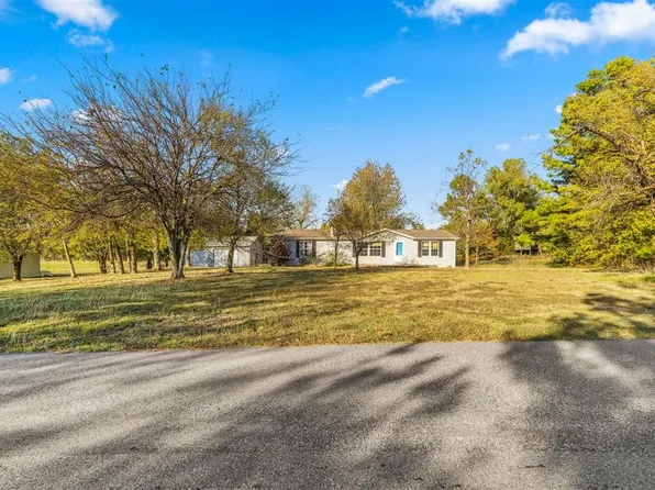 121 Englebretson Ln, Tuttle, OK 73089