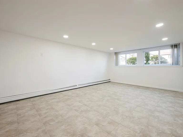 482 Harbor Dr — Photo 23