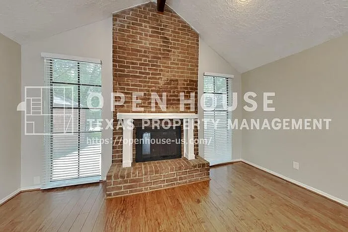 2223 Briarwest Blvd — Photo 3