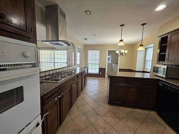 5th image of 2623 Hollow Hook Rd