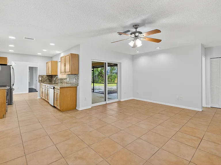 4135 Bay Laurel Way — Photo 19