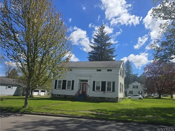 11 Grace St, Cuba, NY 14727