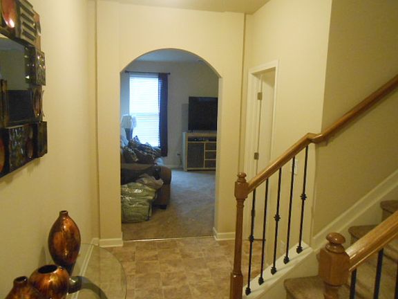 5th image of 7104 Creeksong Dr #88