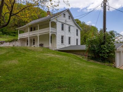 21537 Mud Lake Rd, Dubuque, IA, 52001