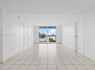 14170 SW 84th St APT 403-F, Miami, FL 33183