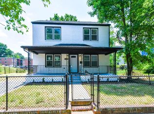 5325 B St SE, Washington, DC 20019