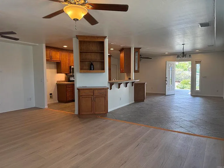 9112 Pinzolo Point — Photo 9