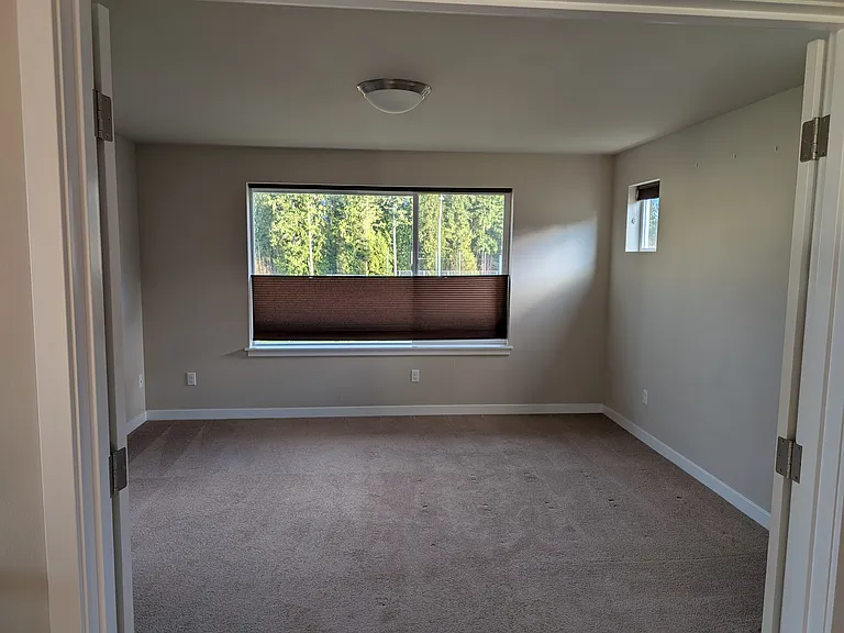 19205 38th Dr SE — Photo 7